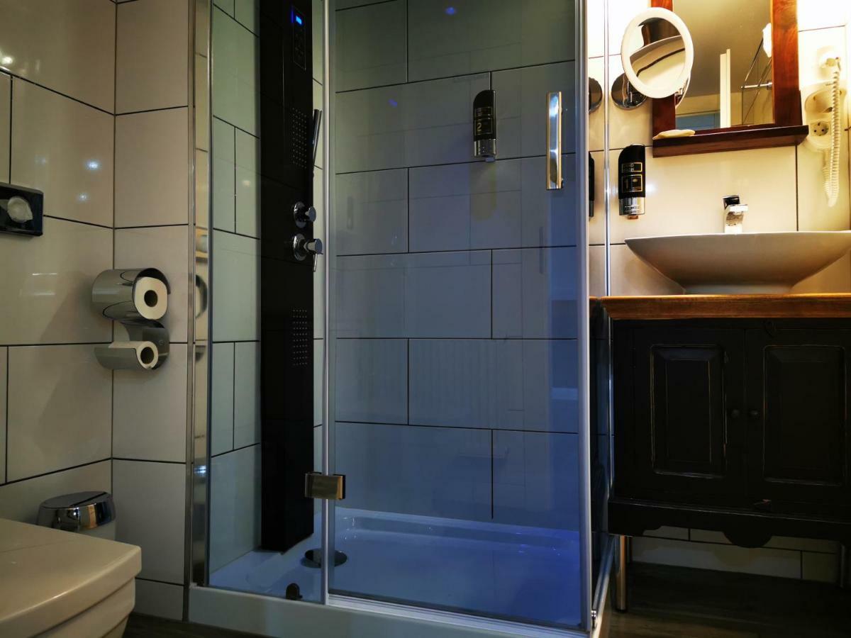Risa Hotels - Landgasthaus Zum Kreuz Gaggenau Ngoại thất bức ảnh