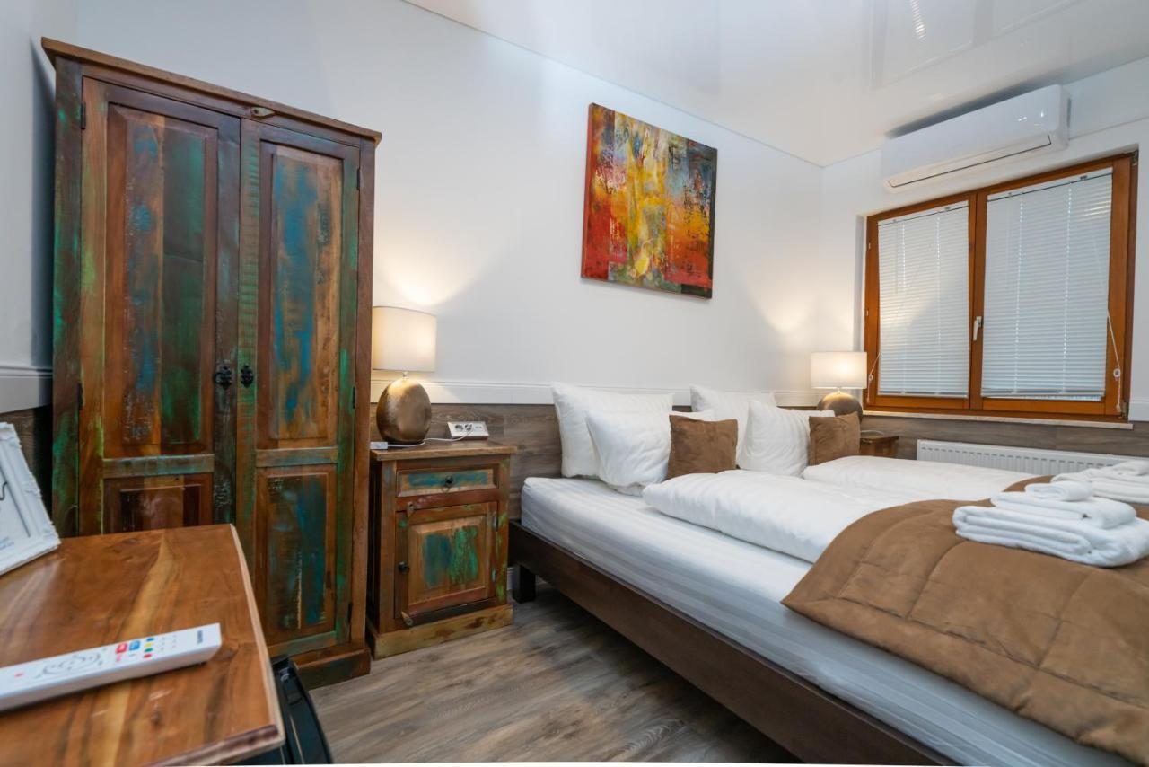 Risa Hotels - Landgasthaus Zum Kreuz Gaggenau Ngoại thất bức ảnh